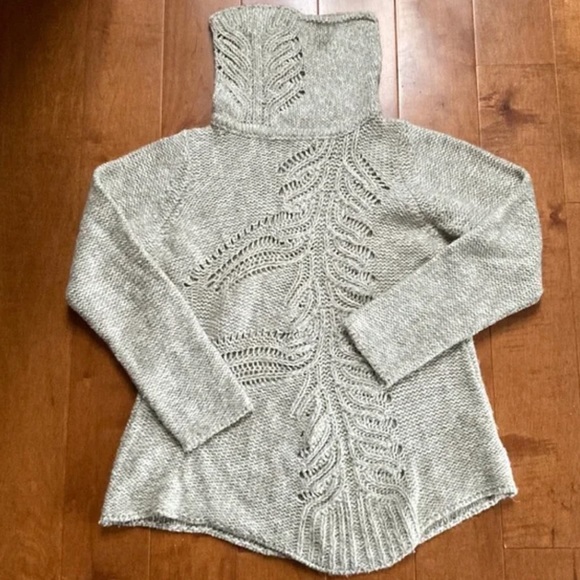 Anthropologie Moth Fern Chunky Knit Sweater Asymmetrical Oatmeal Tan Medium - Picture 2 of 4